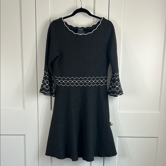Gabby Skye Gray Sweater Dress | Large - Picture 3 of 4